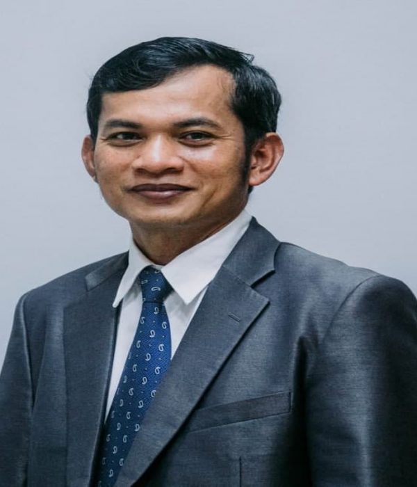 Mr. Soeung Sambath (Lecturer of Theology)